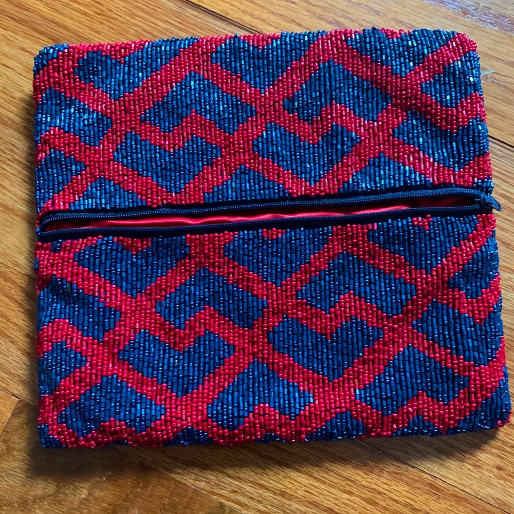 Jeweled clutch
